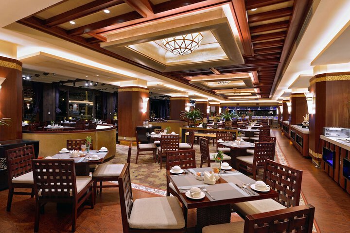 Dining Photos