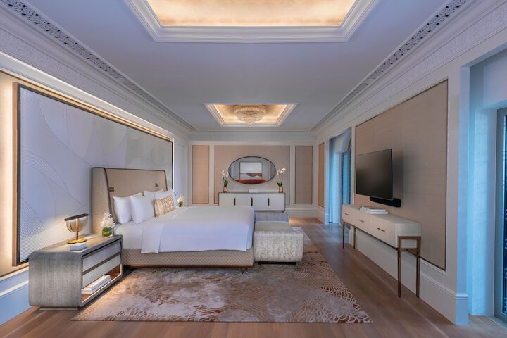 Room 6 of 219