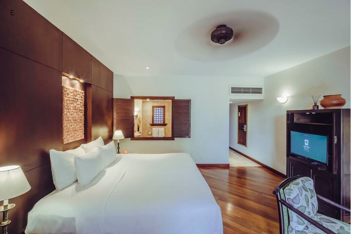 Room 46 of 209