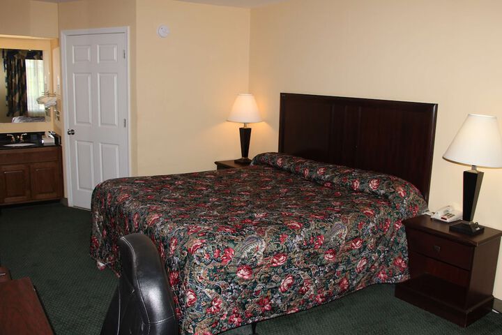 1 Bedroom King Bed (2 of 2)