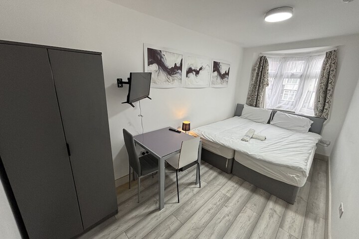 Room 13 of 46