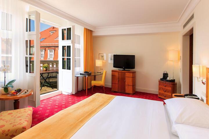 Room 44 of 63