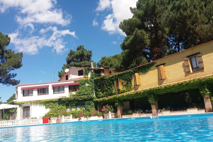 Pool 39 of 79