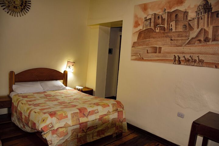 Room 3 of 9