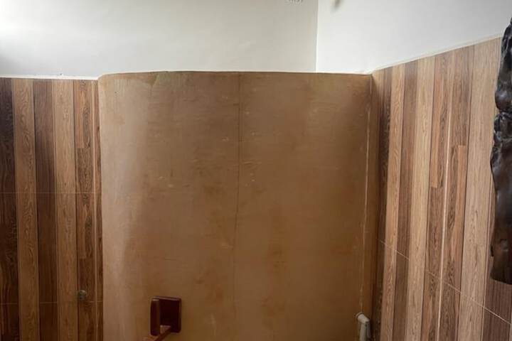 Room 15 of 20
