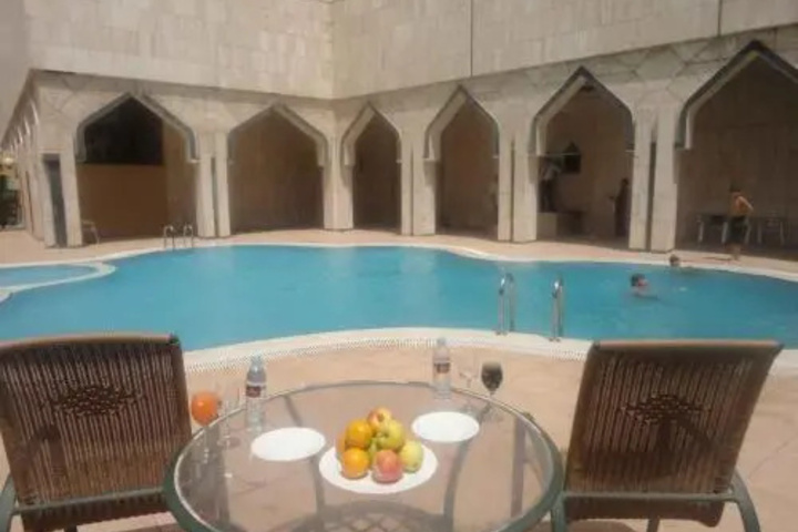Pool 18 of 31