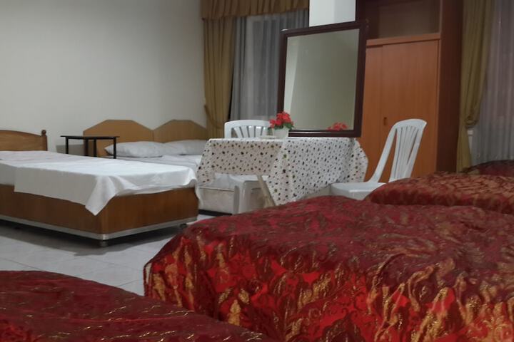 Room 39 of 105