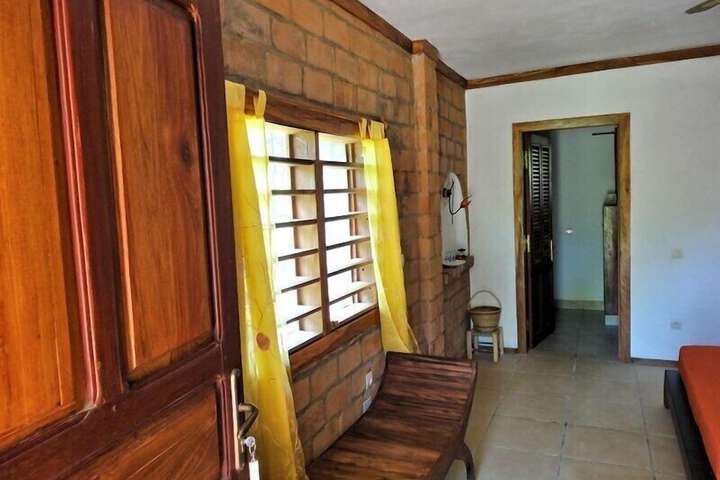 Room 4 of 51