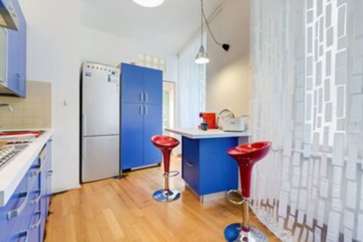 Room 8 of 22
