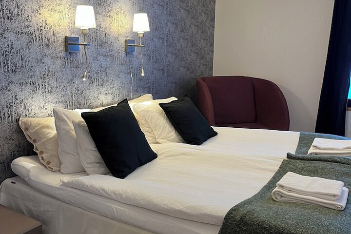 Room 32 of 92