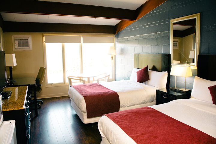 Room 10 of 131