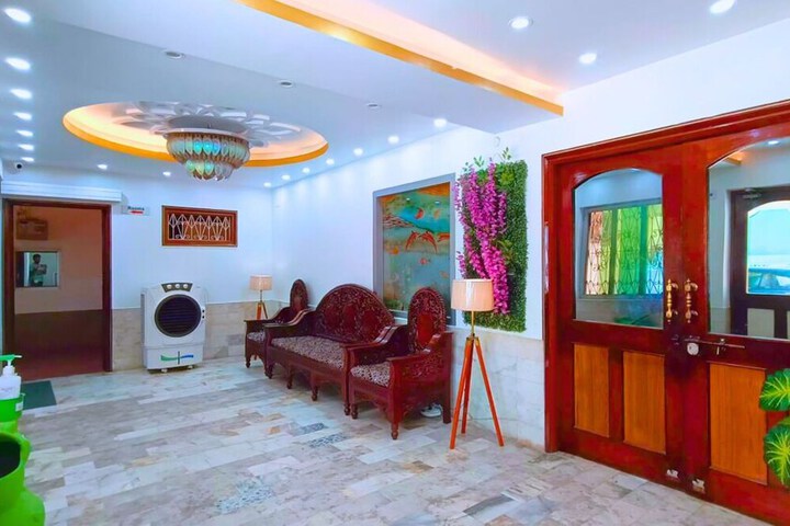 Hotel Vijay Deluxe