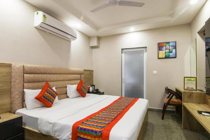 Hotel Anand - Walk in from New Delhi Railway Station