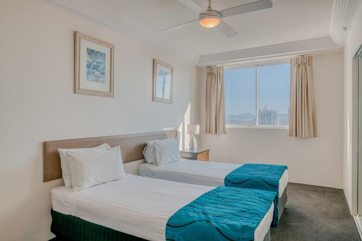 Room 14 of 114