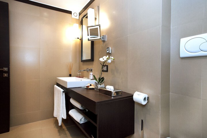 Room 20 of 31