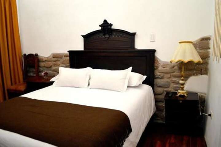 Room 4 of 36