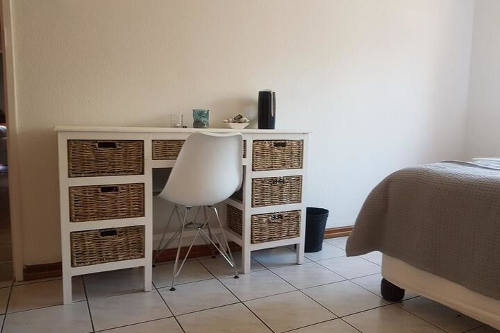 Room 8 of 22