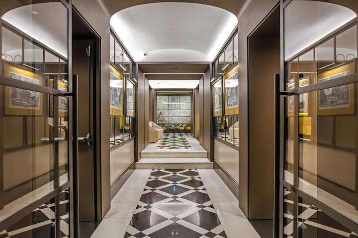 Lobby Photos