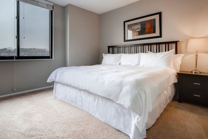 Room 2 of 38