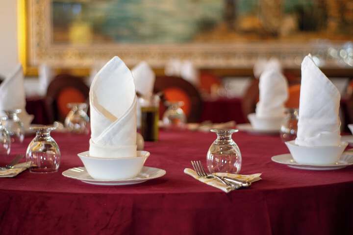 Dining 42 of 68