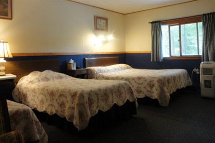 Room 10 of 48