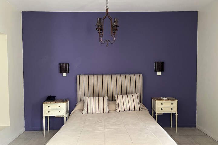 Room 41 of 64