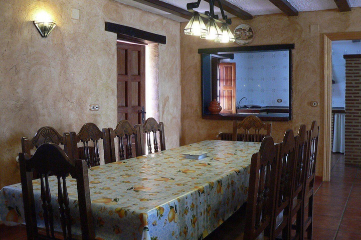 Room 15 of 38