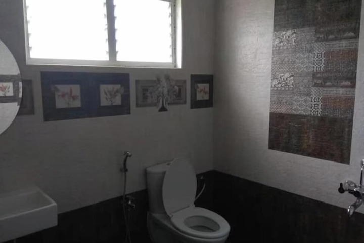 Room 26 of 32