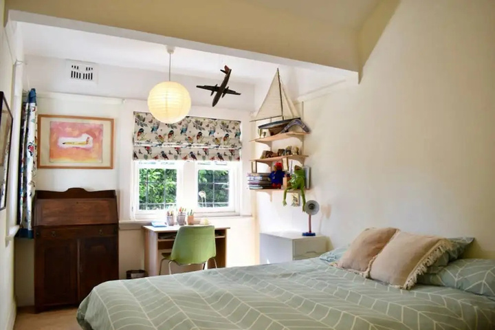 Room 3 of 15