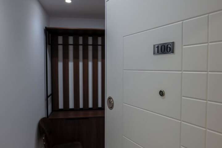 Room 51 of 131