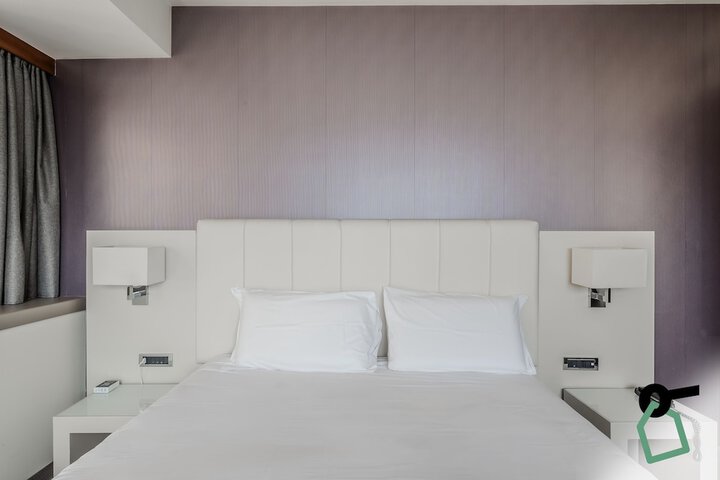 Room 37 of 56