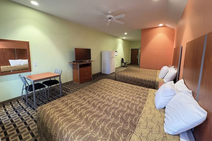 Room 21 of 66