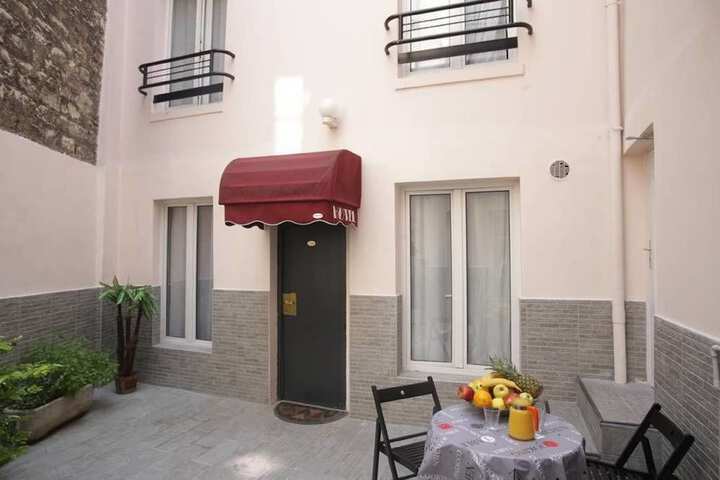 Terrace/Patio 42 of 45