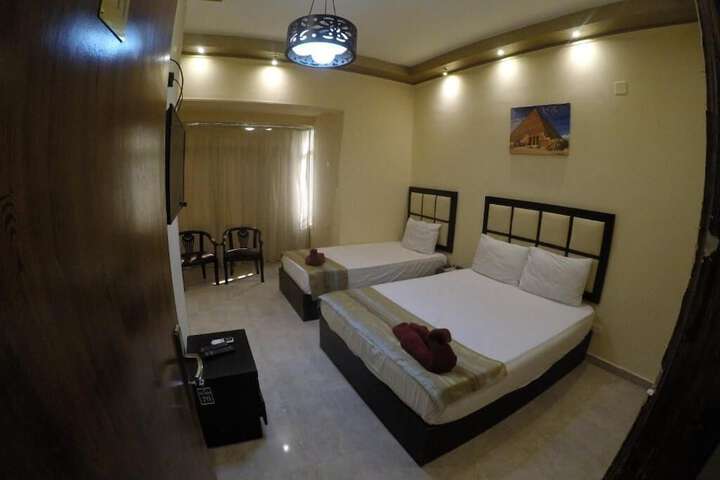 Room 19 of 33