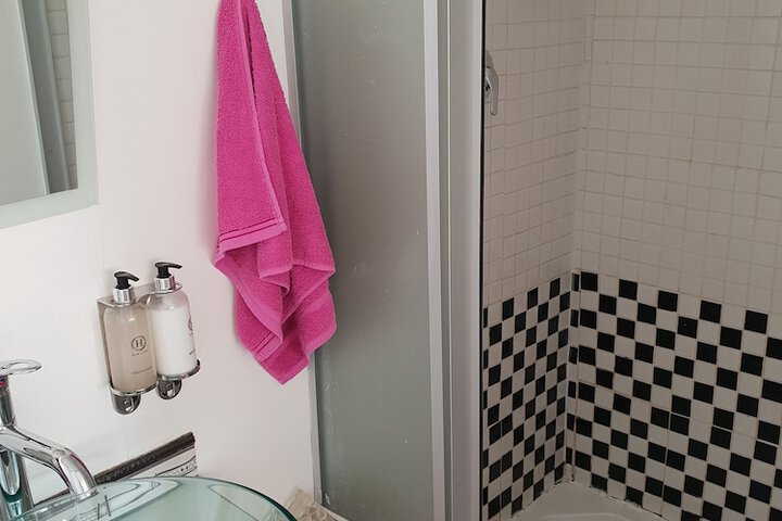 Room 30 of 41