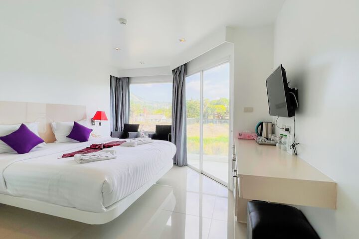 Room 10 of 78