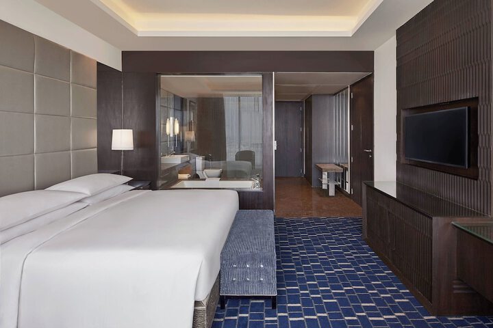 Room 8 of 52