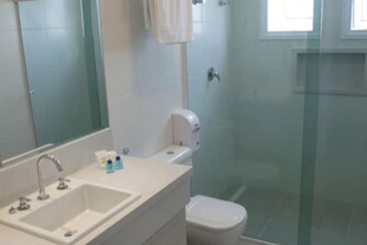 Clean Restrooms
