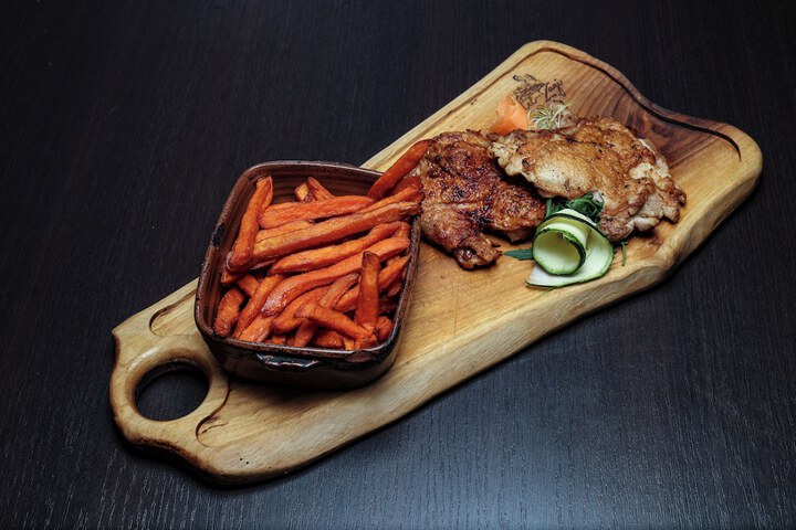 Dining 79 of 94