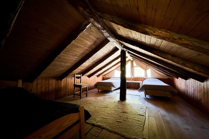 Room 12 of 52
