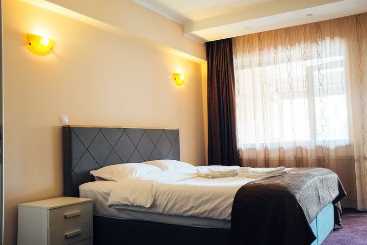 Room 25 of 31