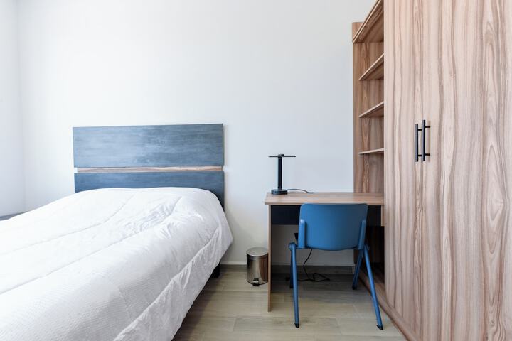 Room 41 of 228