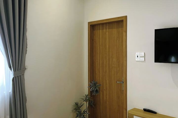 Room 18 of 36