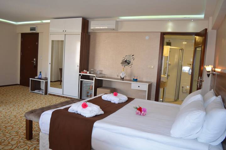 Room 7 of 23