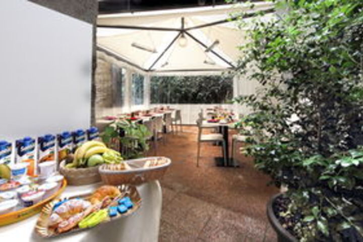 Breakfast/Coffee Service 11 of 55