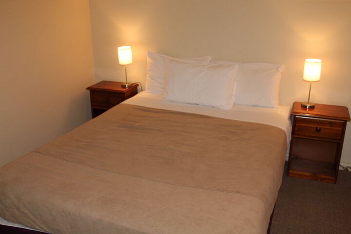 Room 21 of 42