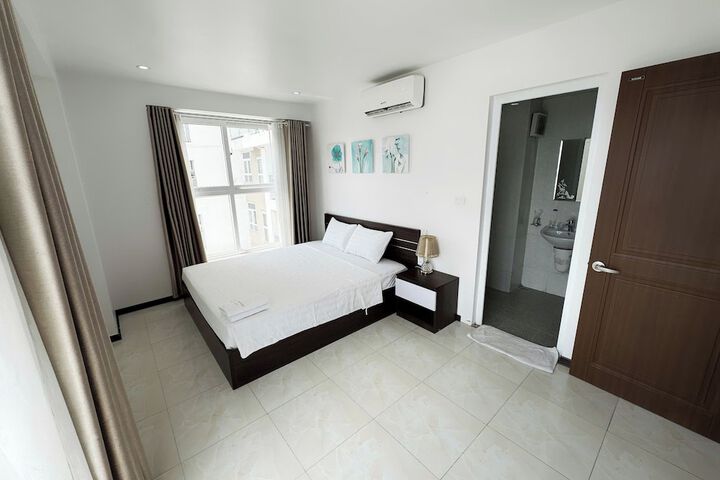 Room 15 of 27