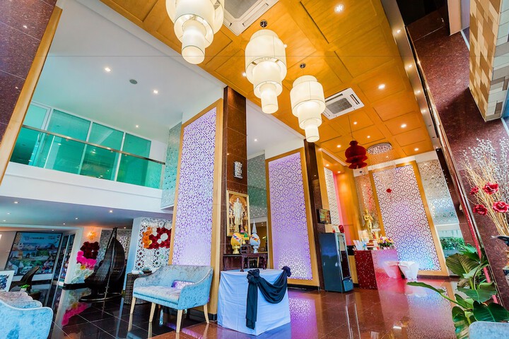 Lobby Entry