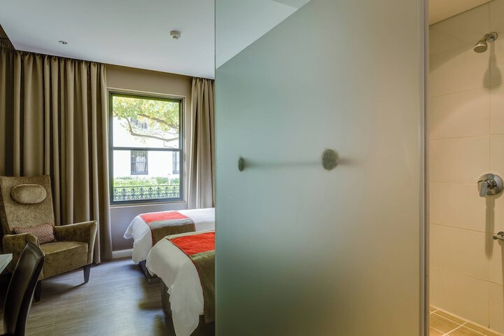 Room 29 of 125