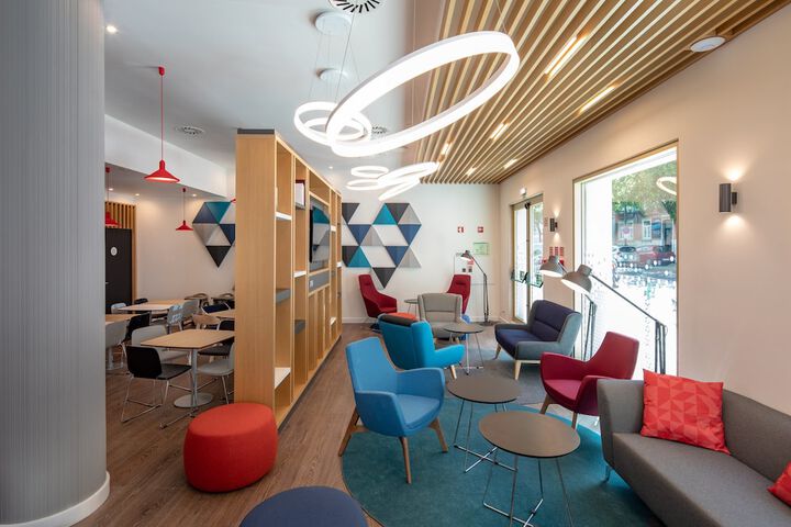 Photo of Holiday Inn Express Lisbon - Plaza Saldanha by IHG